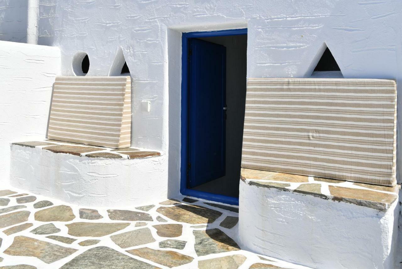 Santa Flora 3 Bedroom House A ParikiaaS Edge Parikia  Exterior photo